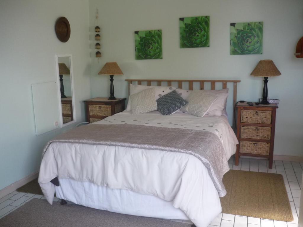 A1 Kynaston Self Catering Or Bed And Breakfast Jeffreys Bay Eksteriør bilde