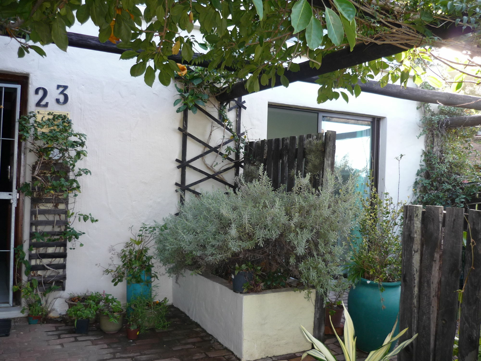 A1 Kynaston Self Catering Or Bed And Breakfast Jeffreys Bay Eksteriør bilde
