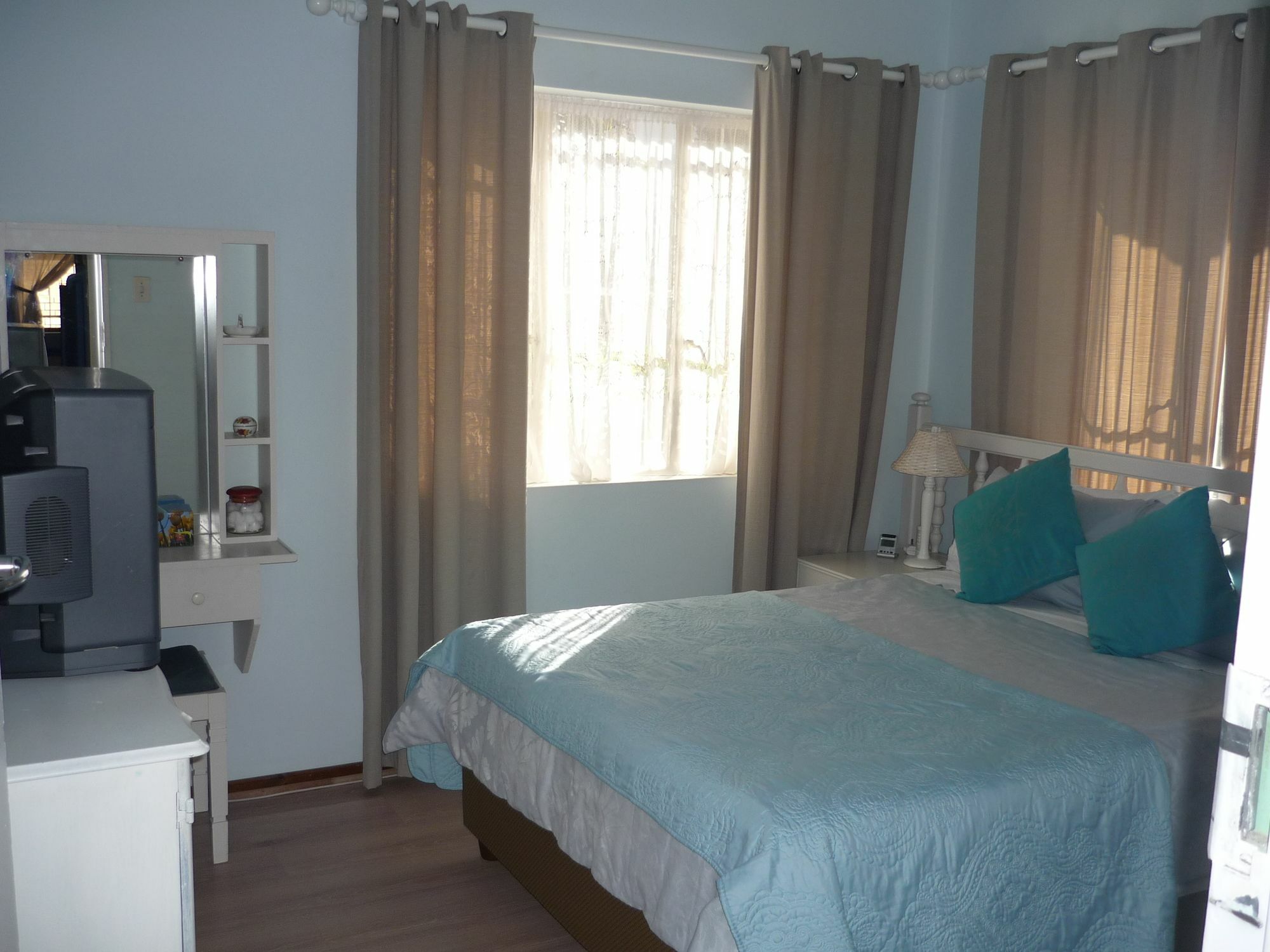 A1 Kynaston Self Catering Or Bed And Breakfast Jeffreys Bay Eksteriør bilde